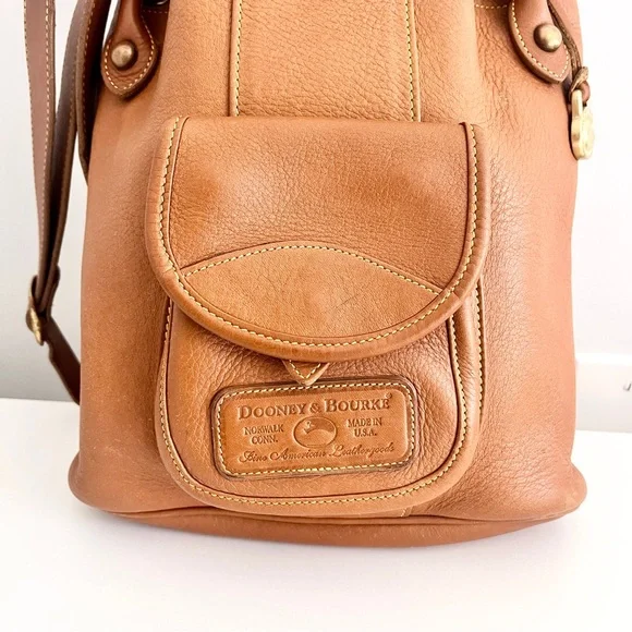 Vintage Dooney & Bourke British Tan Leather Drawstring Bucket Bag - Picture 3 of 14